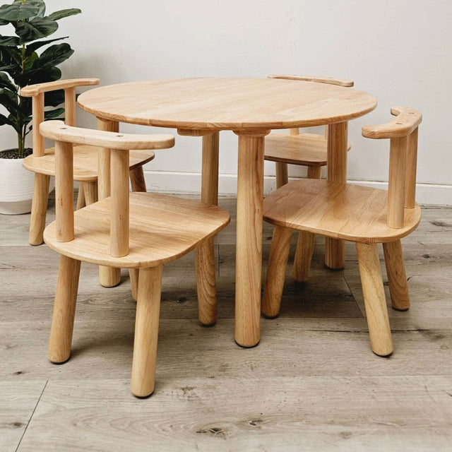 Round Table and 4 Chairs