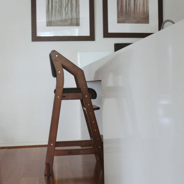 Dine and Grow TODDLER ISLAND CHAIR - Walnut & Black
