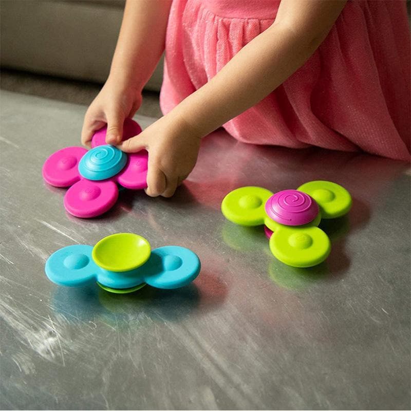 Child playing with the Whirly Squigz