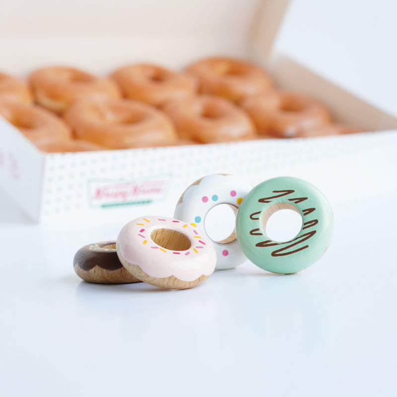 Le Toy Van Wooden Doughnut Play Food Set – doughnut disturb – serious bakery business in progress