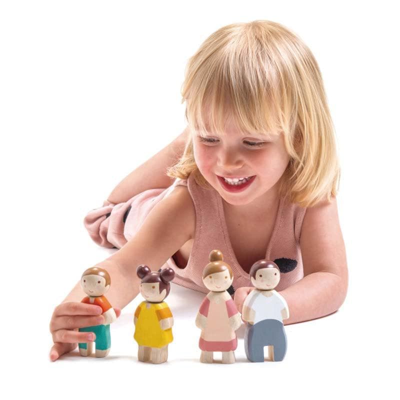 Tender Leaf Wooden Family of Four – an adorable wooden family of four