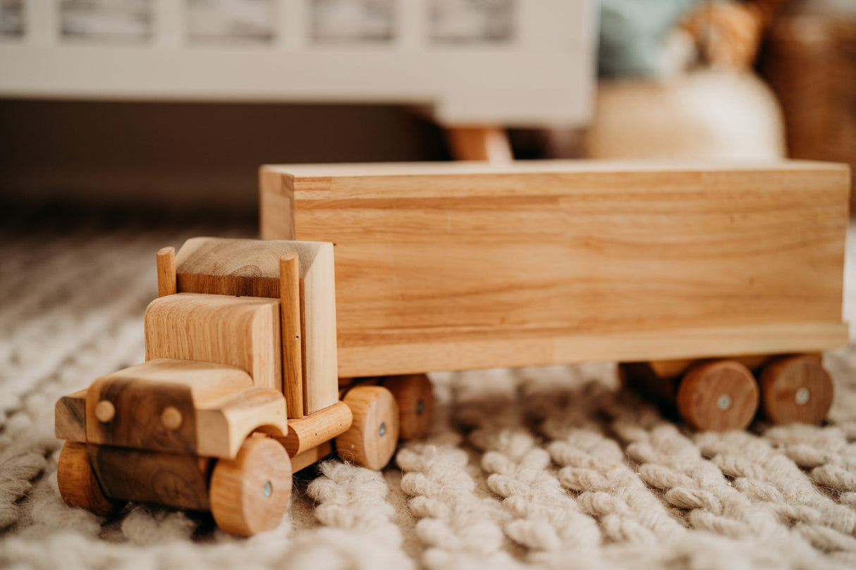 Kids Wooden Cargo Truck QToys