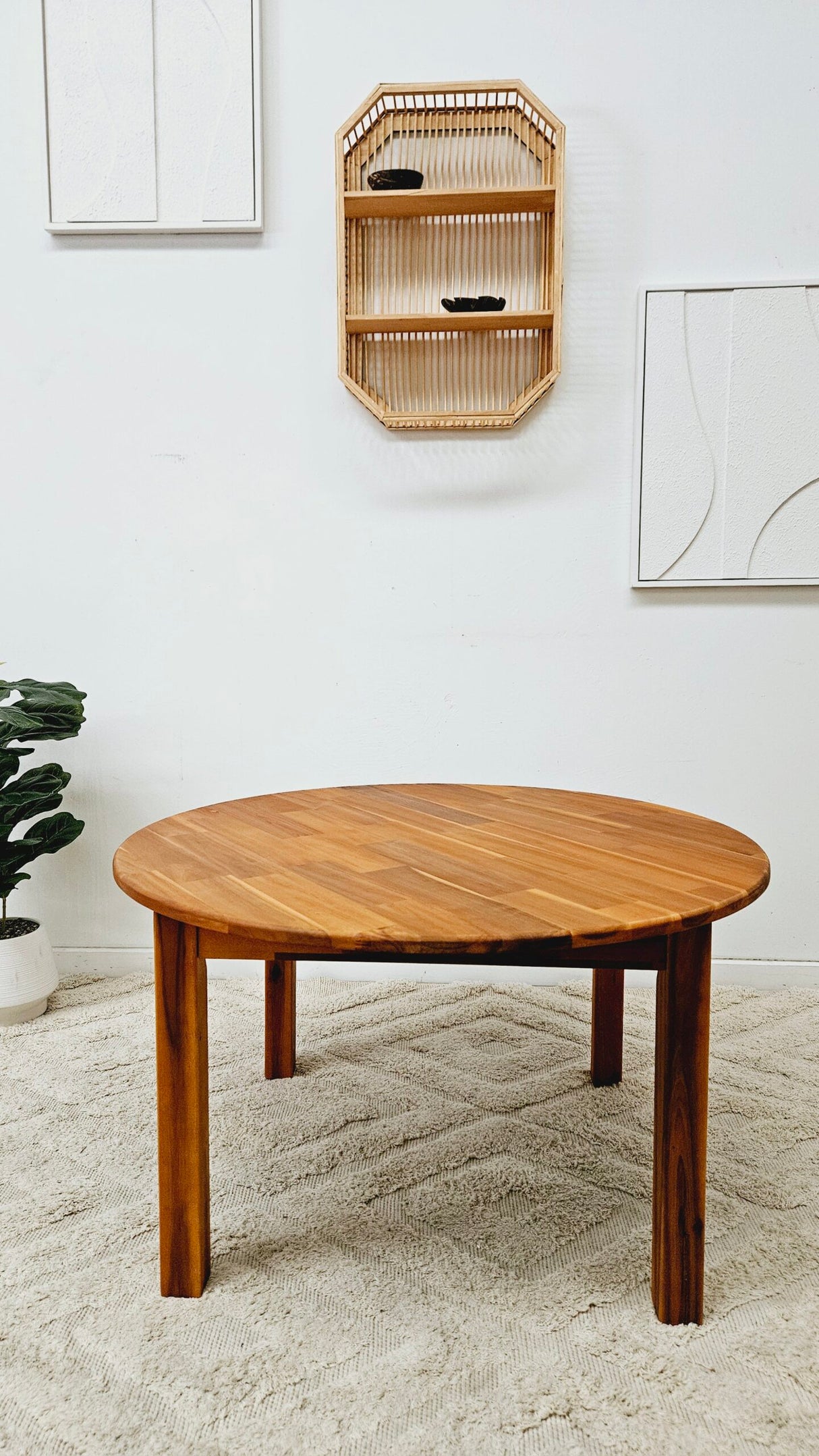 Acacia Large Round Table